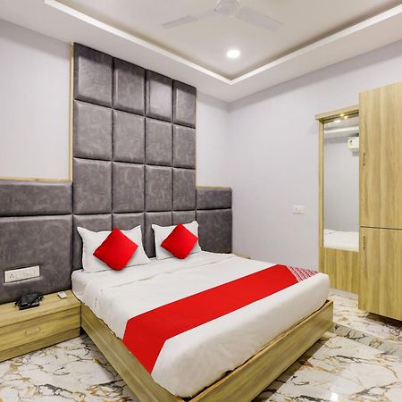 Hotel Krishna Ahmedabad Exterior foto