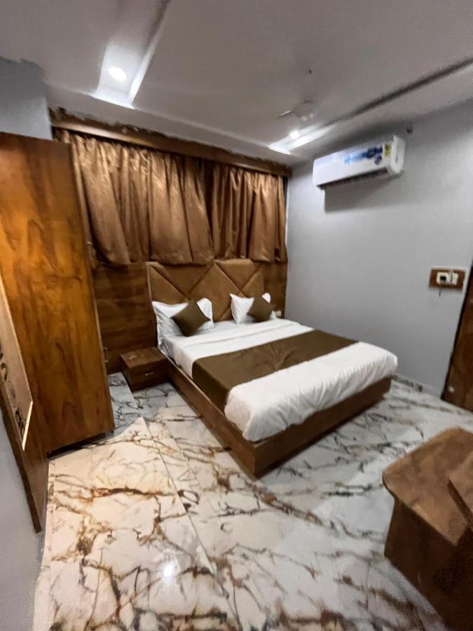 Hotel Krishna Ahmedabad Exterior foto