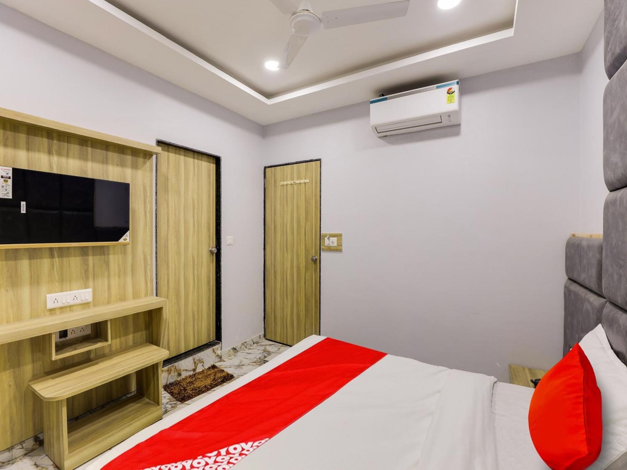 Hotel Krishna Ahmedabad Exterior foto