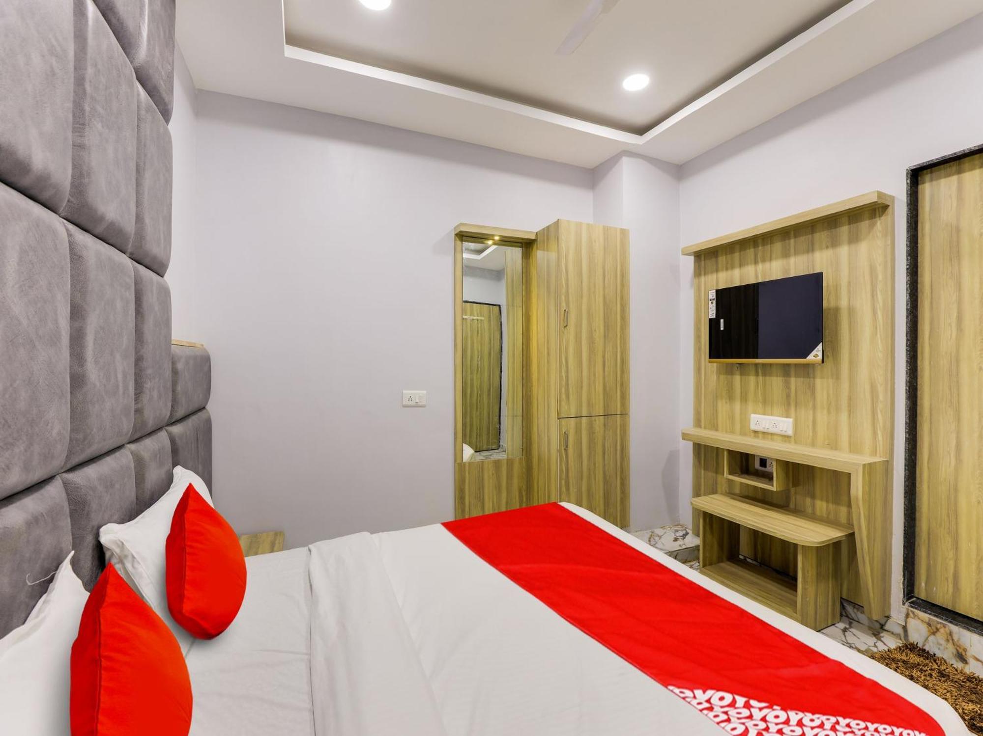 Hotel Krishna Ahmedabad Exterior foto